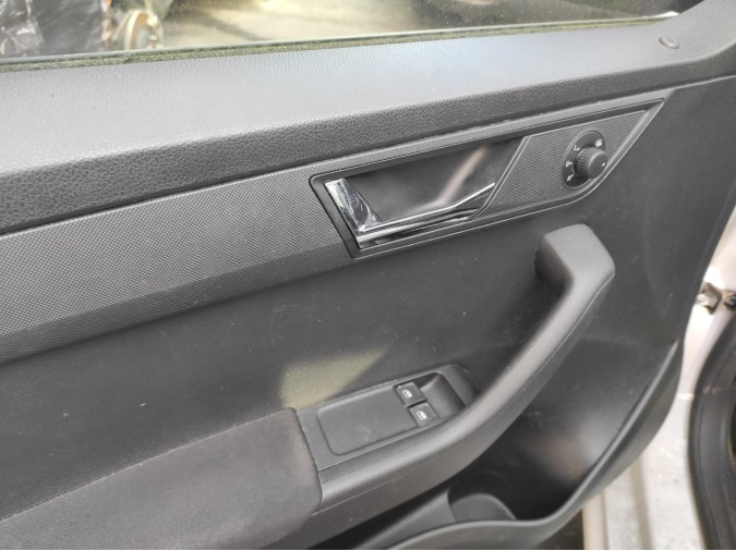 CERRADURA PUERTA DELANTERA IZQUIERDA SKODA FABIA 2016