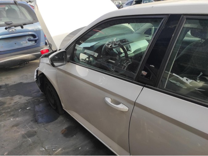 ELEVALUNAS DELANTERO IZQUIERDO SKODA FABIA 2016