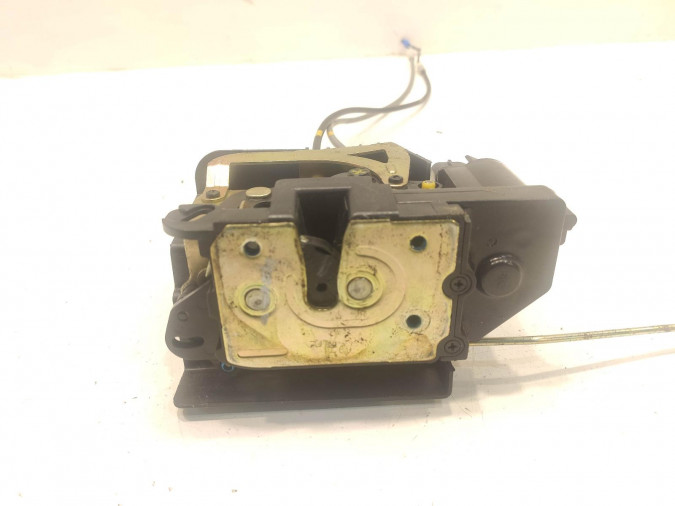 CERRADURA PUERTA DELANTERA DERECHA FIAT STILO 2006