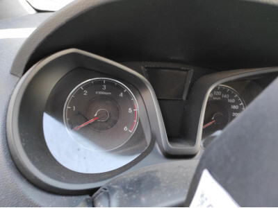 CUADRO INSTRUMENTOS HYUNDAI IX20 2013