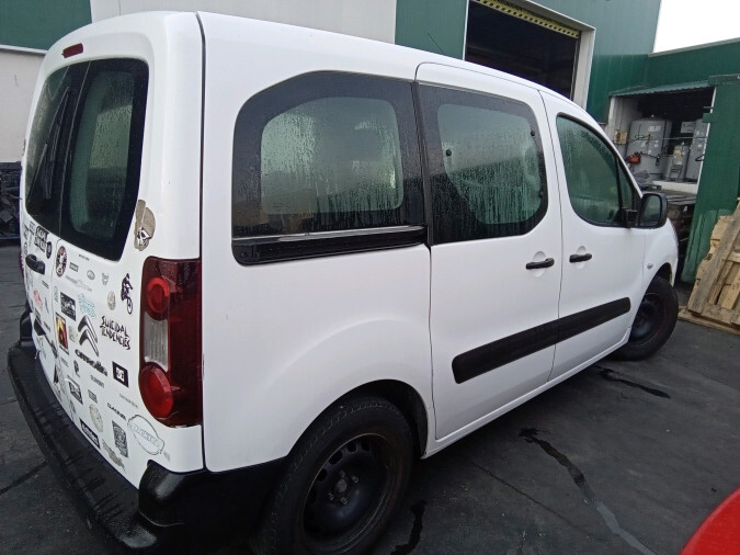 CERRADURA PUERTA DELANTERA DERECHA CITROEN BERLINGO 2013