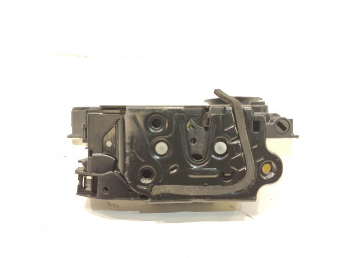 CERRADURA PUERTA TRASERA DERECHA VOLKSWAGEN GOLF 2009