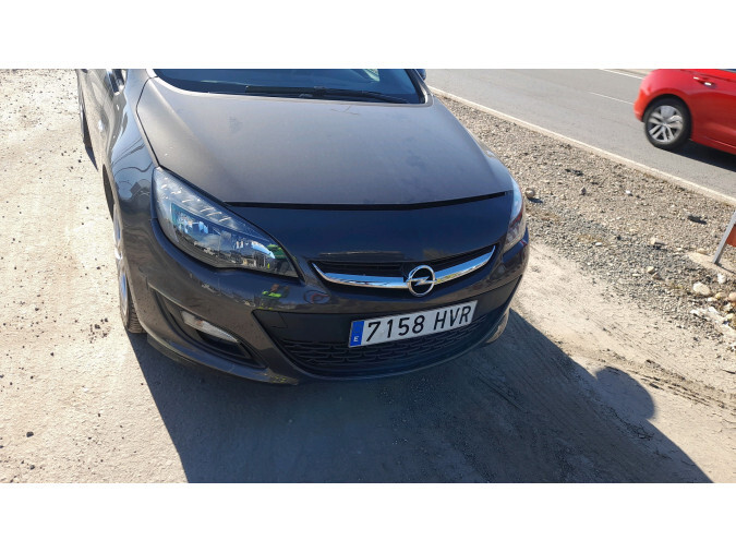 PILOTO TRASERO DERECHO INTERIOIR OPEL ASTRA 2014