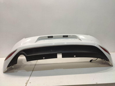 PARAGOLPES TRASERO VOLKSWAGEN GOLF 2013