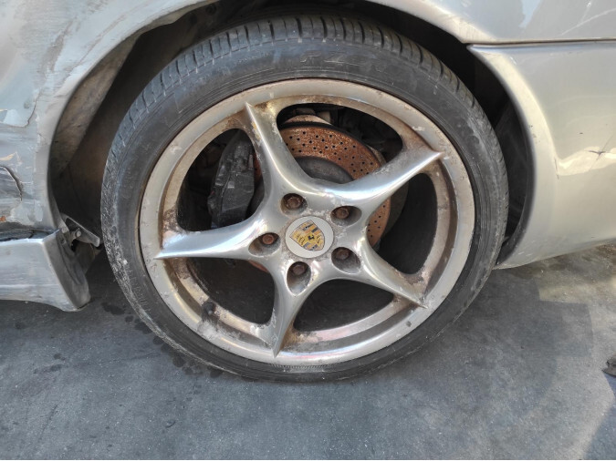 PINZA TRASERA DERECHA PORSCHE 911 2004