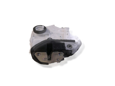 CERRADURA PUERTA TRASERA IZQUIERDA MAZDA 3 2024