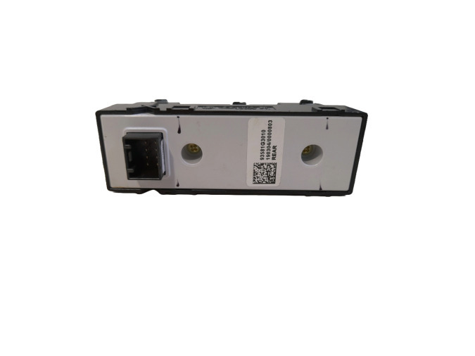 INTERRUPTOR ELEVALUNAS TRASERO HYUNDAI I30 2019