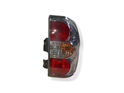 PILOTO TRASERO DERECHO SUZUKI GRAND VITARA 2010