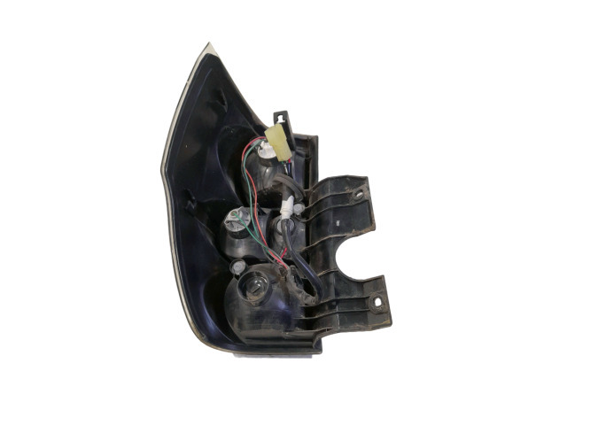 PILOTO TRASERO DERECHO SUZUKI GRAND VITARA 2010