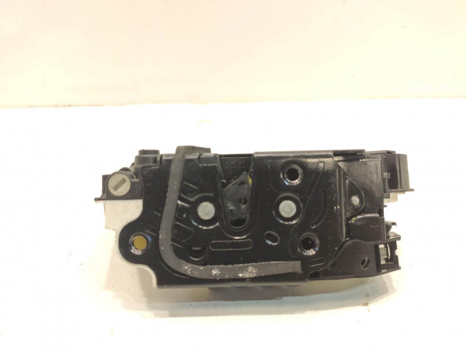 CERRADURA PUERTA TRASERA IZQUIERDA VOLKSWAGEN GOLF 2013
