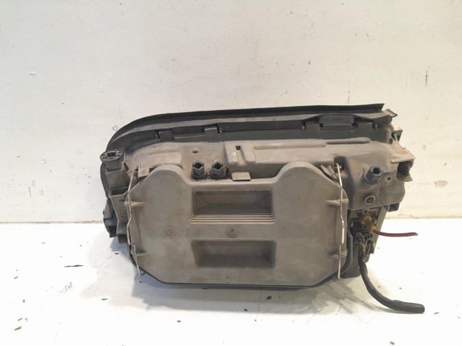 FARO DELANTERO DERECHO NISSAN ALMERA 1991