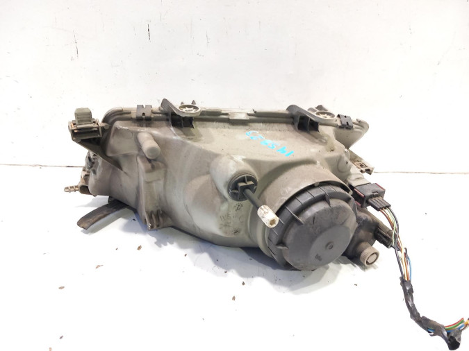 FARO DELANTERO IZQUIERDO FORD FIESTA 1996