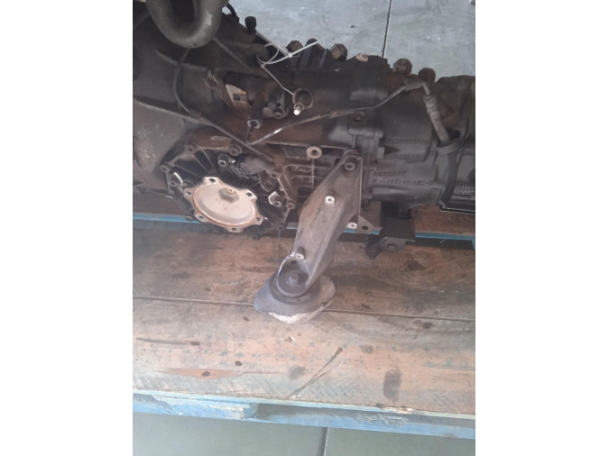 CAJA CAMBIOS AUDI A6 2000