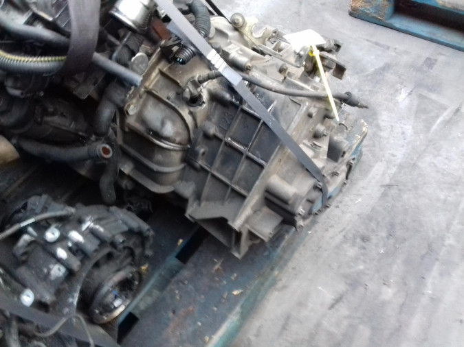 CAJA CAMBIOS OPEL VECTRA 2000