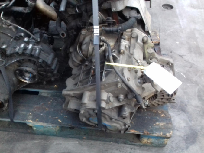 CAJA CAMBIOS OPEL VECTRA 2000