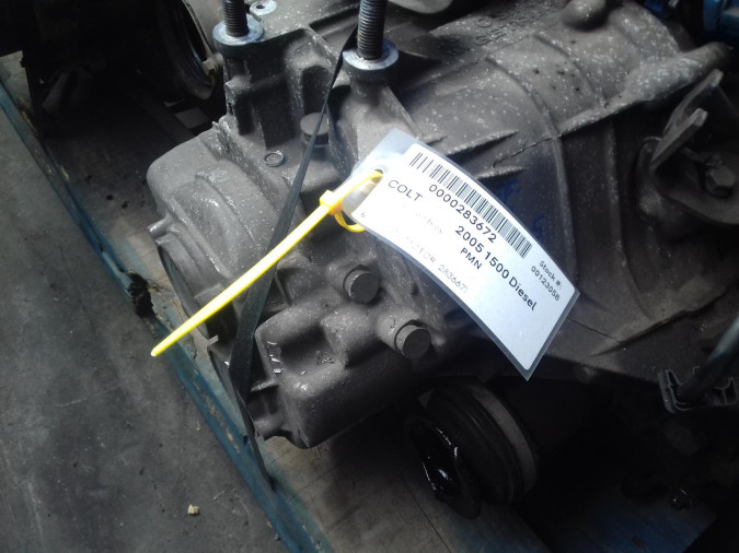 CAJA CAMBIOS MITSUBISHI COLT 2005