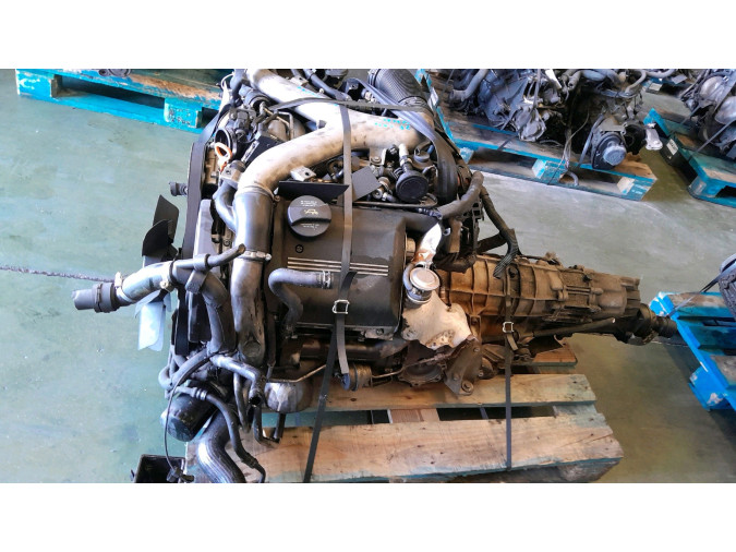 MOTOR CON ACCESORIOS Y CAJA DE CAMBIOS AUDI A6 2000