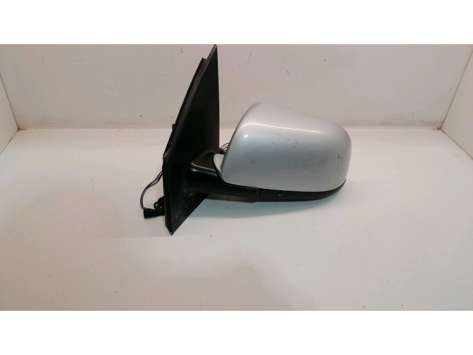 RETROVISOR IZQUIERDO VOLKSWAGEN POLO GRIS 2002