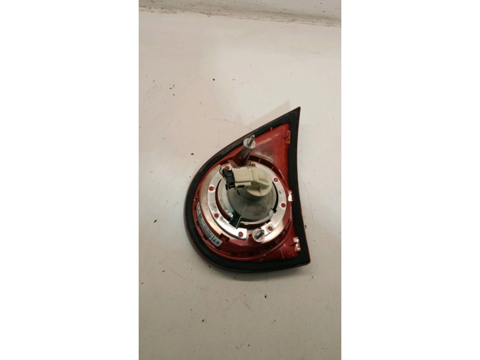 PILOTO TRASERO INTERIOR IZQUIERDO VOLKSWAGEN GOLF 2005