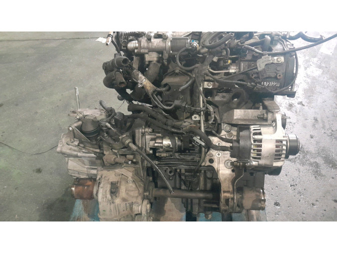 MOTOR CON ACCESORIOS Y CAJA DE CAMBIOS FIAT BRAVO 2011