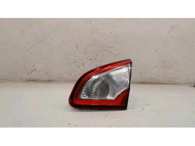 PILOTO TRASERO DERECHO INTERIOR NISSAN QASHQAI 2012