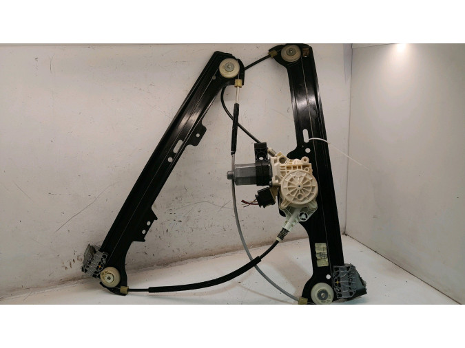 ELEVALUNAS DELANTERO IZQUIERDO BMW 520D 2008
