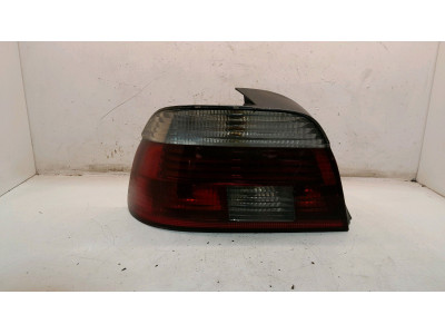PILOTO TRASERO IZQUIERDO BMW 520D 2003