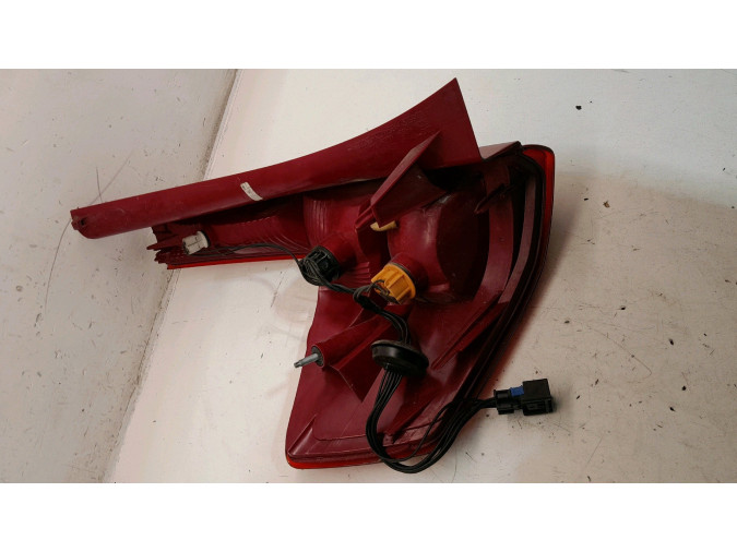 PILOTO TRASERO DERECHO INFERIOR CITROEN C4 2008