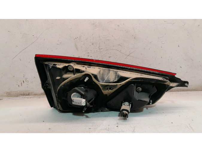 PILOTO TRASERO DERECHO INTERIOR NISSAN QASHQAI 2021