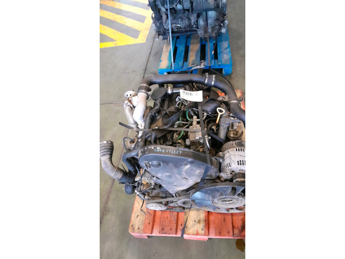 MOTOR CON ACCESORIOS Y CAJA DE CAMBIOS VOLKSWAGEN PASSAT 2000
