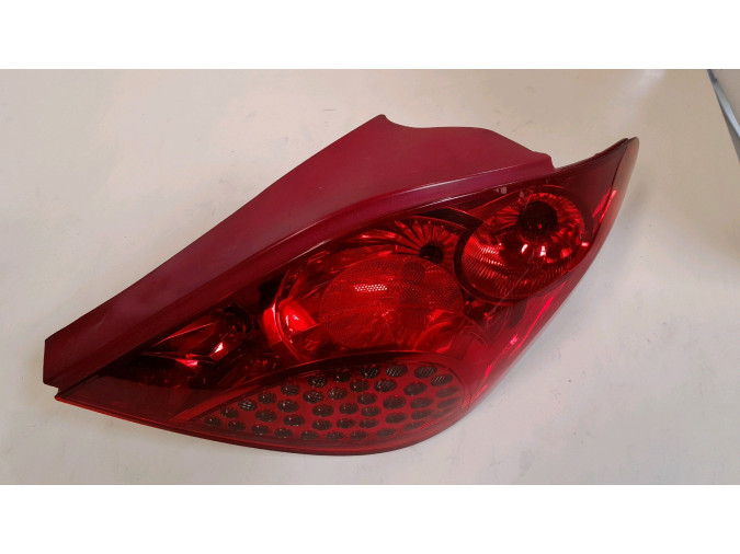 PILOTO TRASERO DERECHO PEUGEOT 207 2008