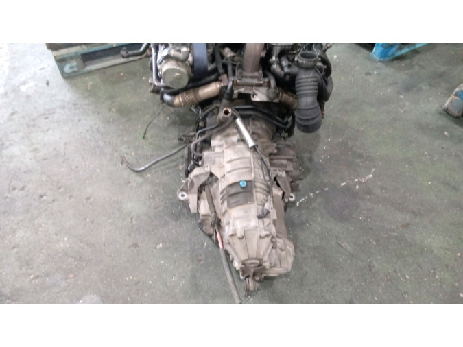 MOTOR CON ACCESORIOS Y CAJA DE CAMBIOS AUDI A6 2000