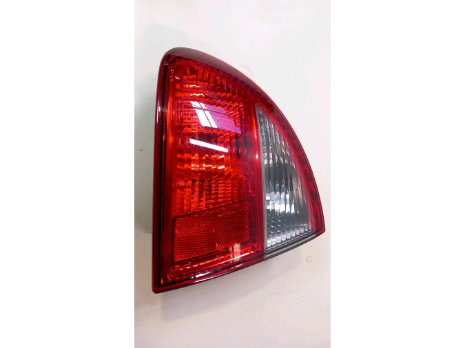 PILOTO TRASERO IZQUIERDO SEAT LEON 2002