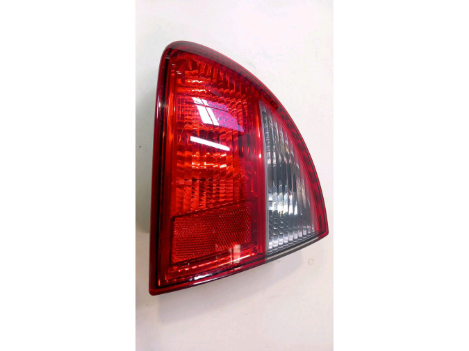 PILOTO TRASERO IZQUIERDO SEAT LEON 2002