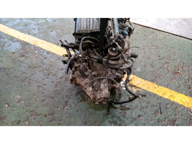 MOTOR CON ACCESORIOS Y CAJA DE CAMBIOS HONDA CIVIC 2002