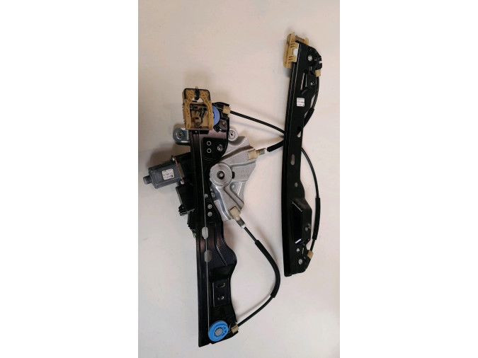 ELEVALUNAS DELANTERO IZQUIERDO OPEL ASTRA 2010