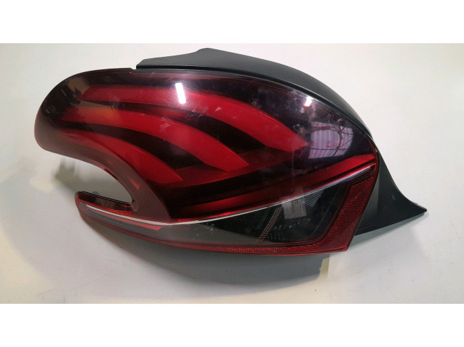 PILOTO TRASERO IZQUIERDO PEUGEOT 208 2016