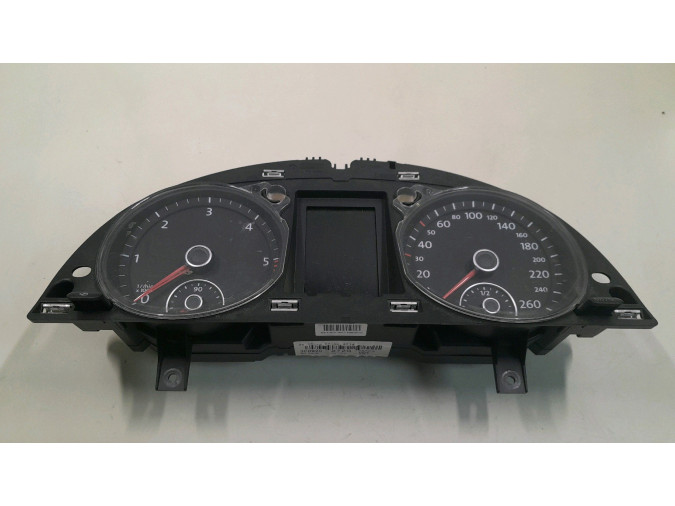 CUADRO INSTRUMENTOS VOLKSWAGEN PASSAT 2010