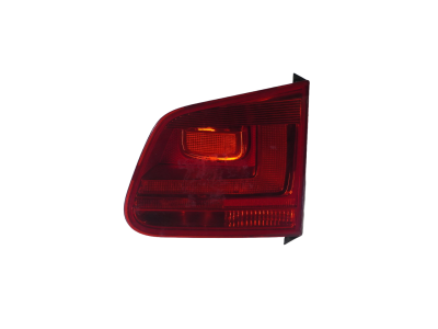 PILOTO TRASERO DERECHO VOLKSWAGEN TIGUAN 2014