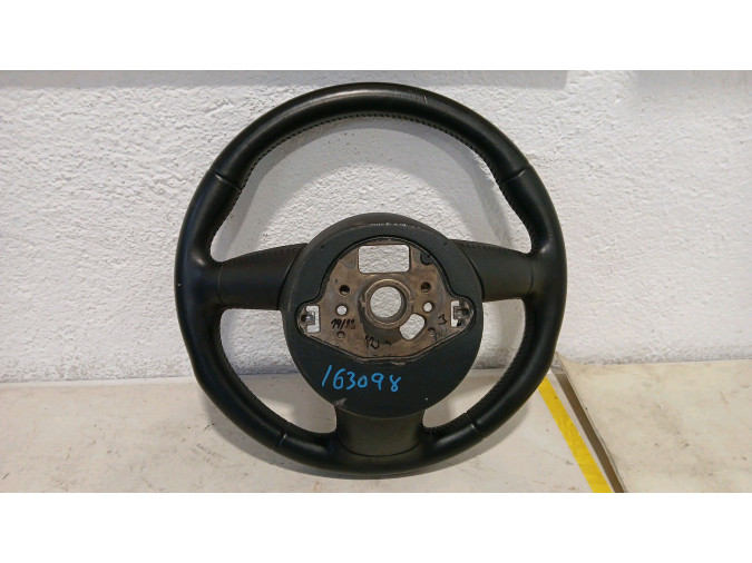 VOLANTE AUDI A4 2013