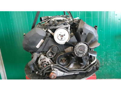 MOTOR CON ACCESORIOS Y CAJA DE CAMBIOS AUDI A6