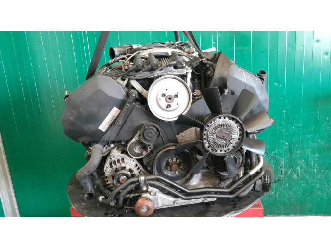 MOTOR CON ACCESORIOS Y CAJA DE CAMBIOS AUDI A6