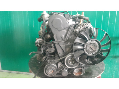 MOTOR CON ACCESORIOS Y CAJA DE CAMBIOS VOLKSWAGEN PASSAT 1999