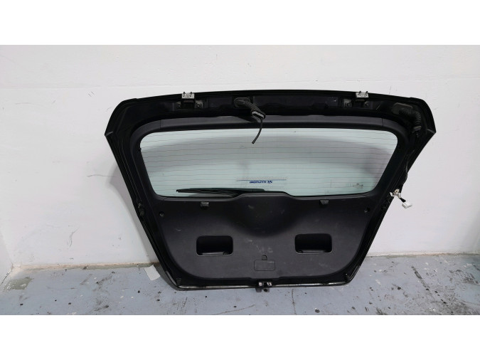 PORTON TRASERO HYUNDAI I30 NEGRO 2007