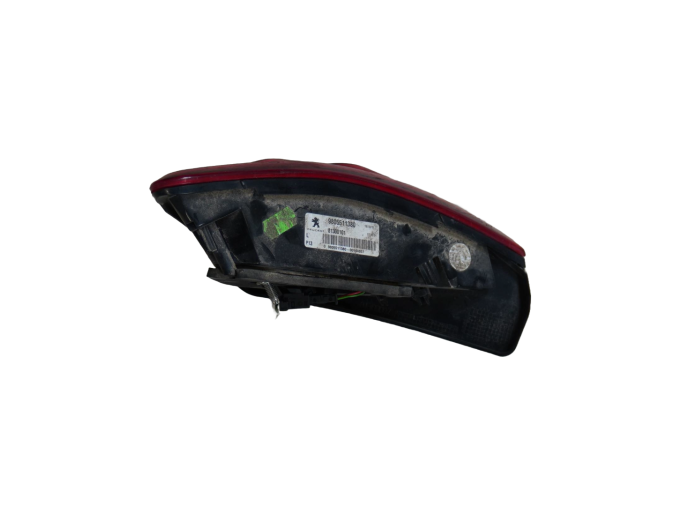 PILOTO TRASERO IZQUIERDO INTERIOR PEUGEOT 3008 2015