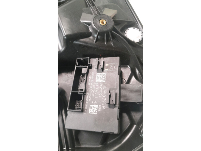 ELEVALUNAS TRASERO DERECHO PORSCHE CAYENNE 2014