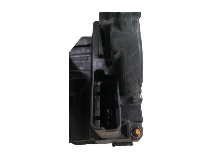 CERRADURA PUERTA  DELANTERA DERECHA NISSAN PULSAR 2015