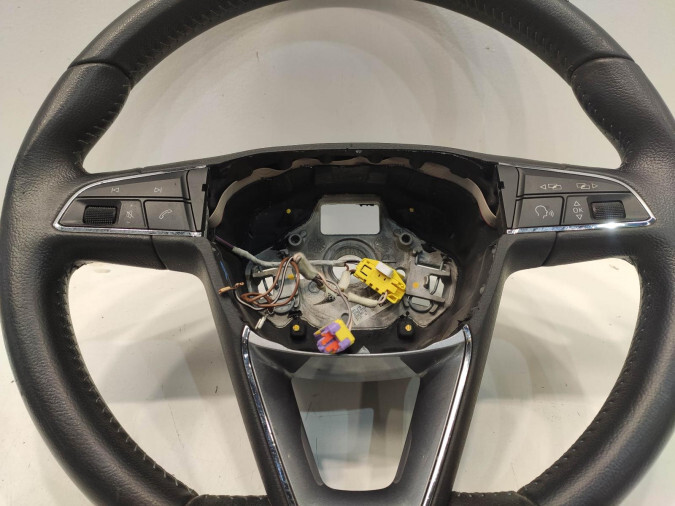 VOLANTE SEAT LEON 2014