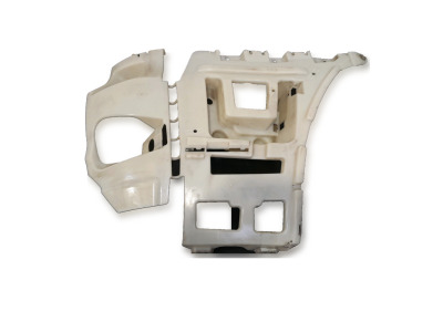 GUIA PARAGOLPES TRASERO DERECHO BMW 120D 2010