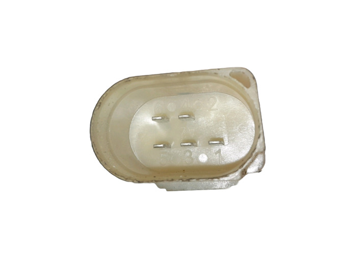 ELEVALUNAS DELANTERO DERECHO BMW 120D 2010
